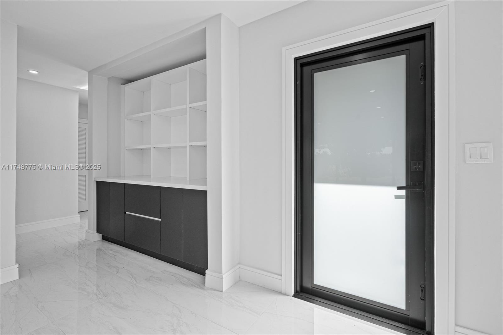 PINE SHORE SEC 1 - Residential