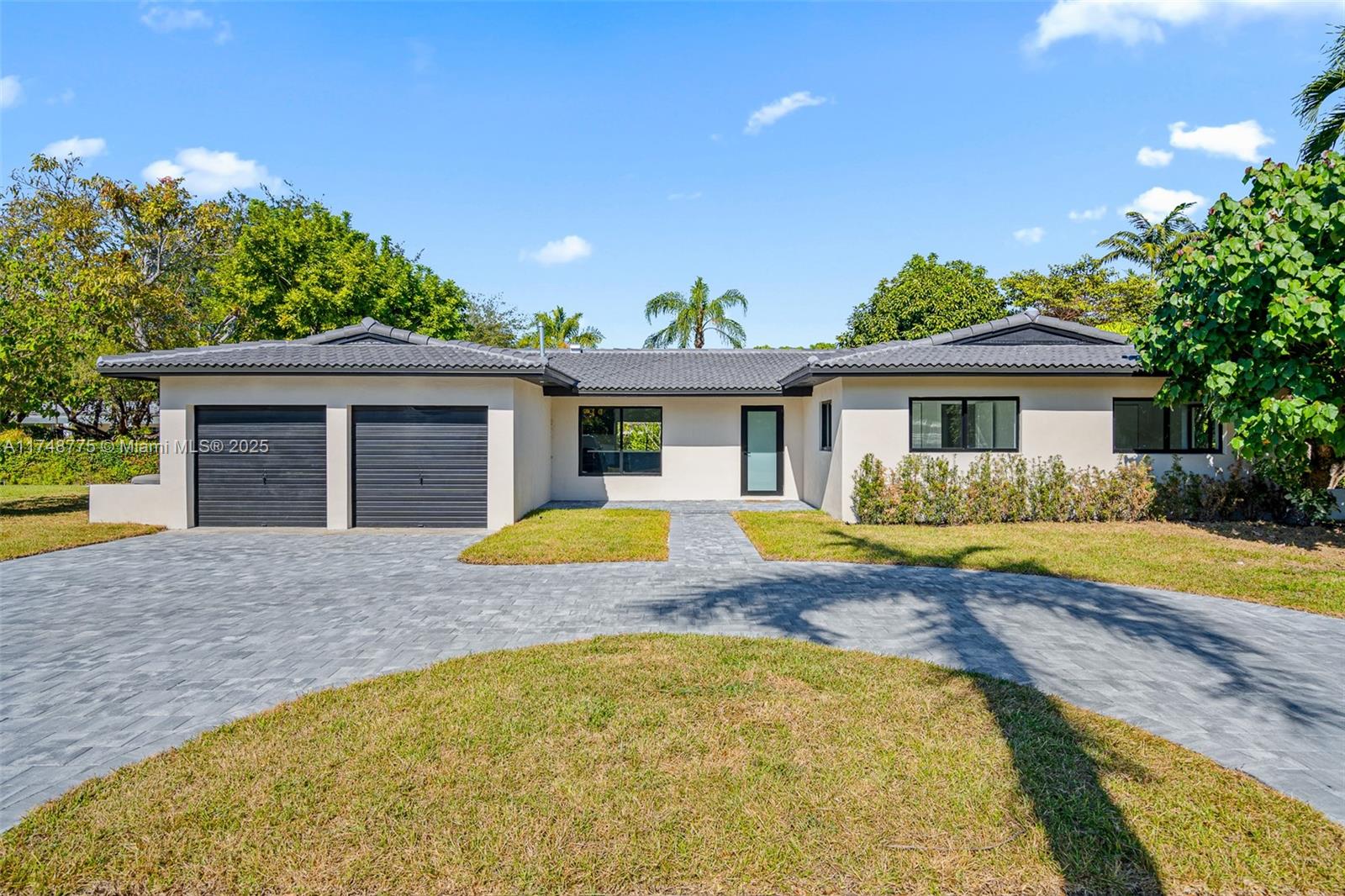 PINE SHORE SEC 1 - Residential