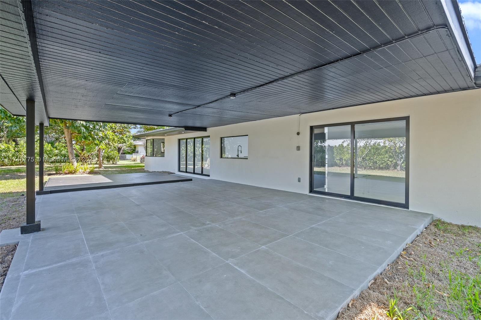 PINE SHORE SEC 1 - Residential