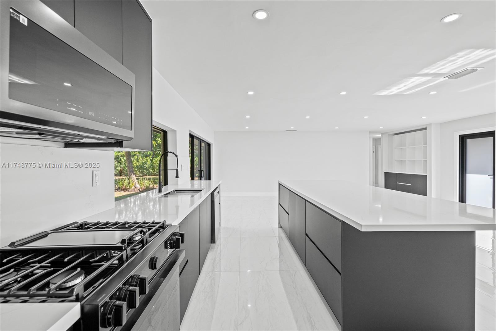 PINE SHORE SEC 1 - Residential