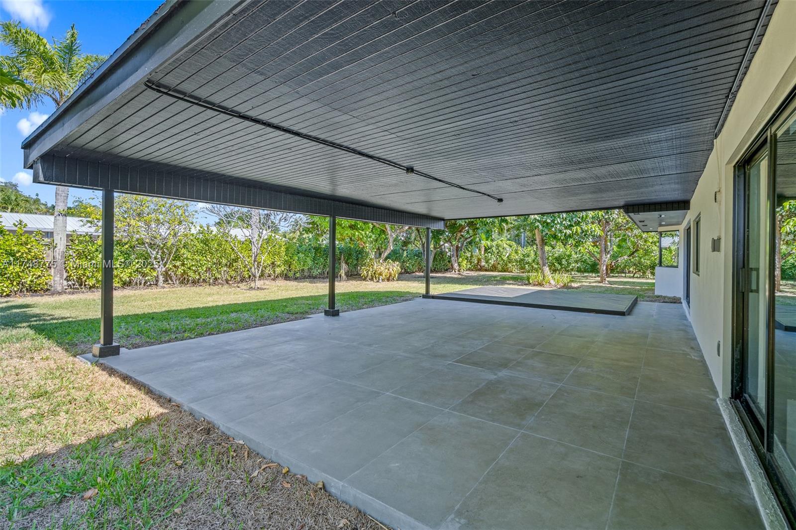 PINE SHORE SEC 1 - Residential