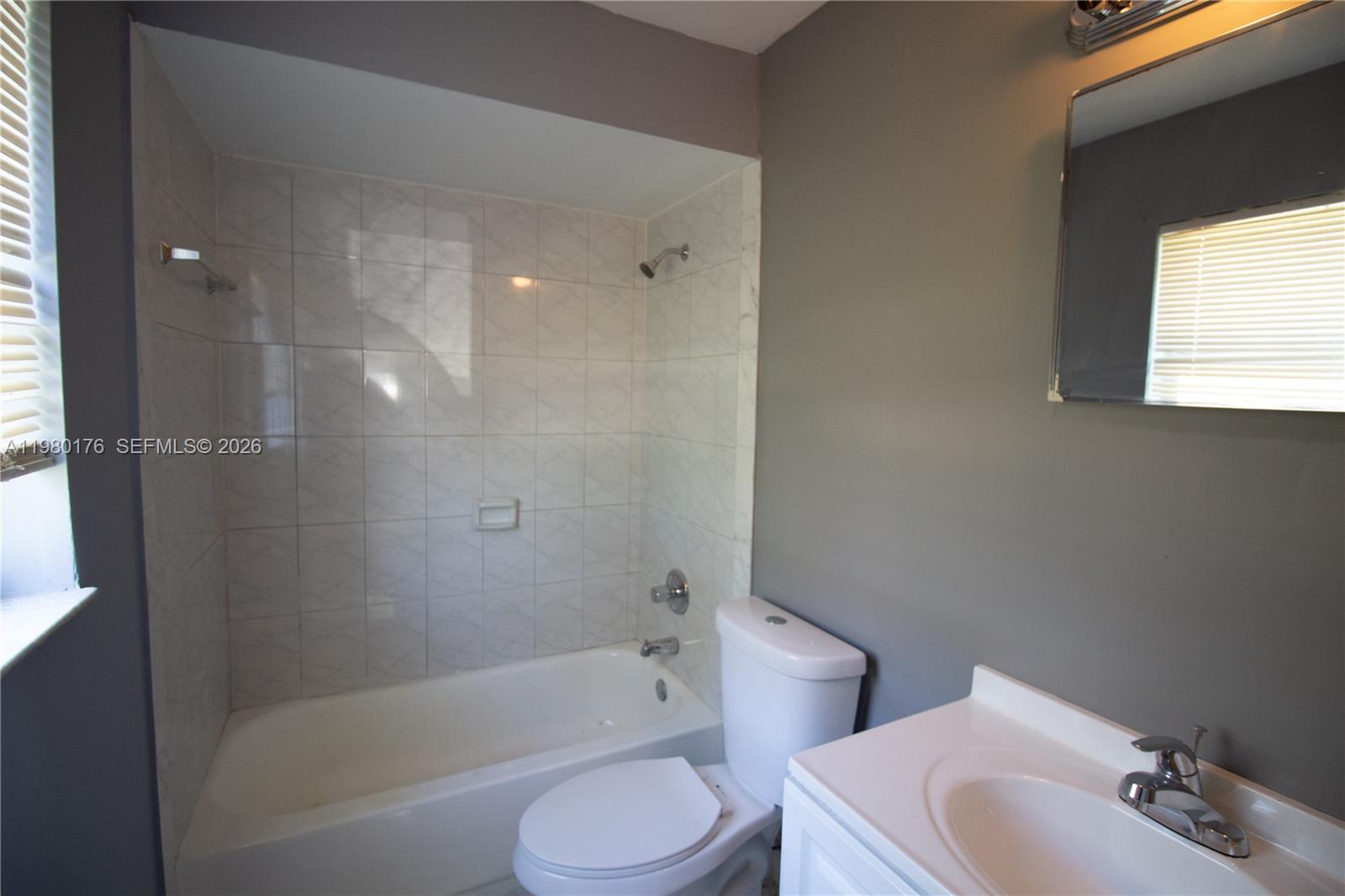 GOLDEN HEIGHTS - Residential Lease