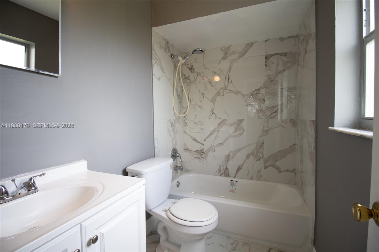 GOLDEN HEIGHTS - Residential Lease