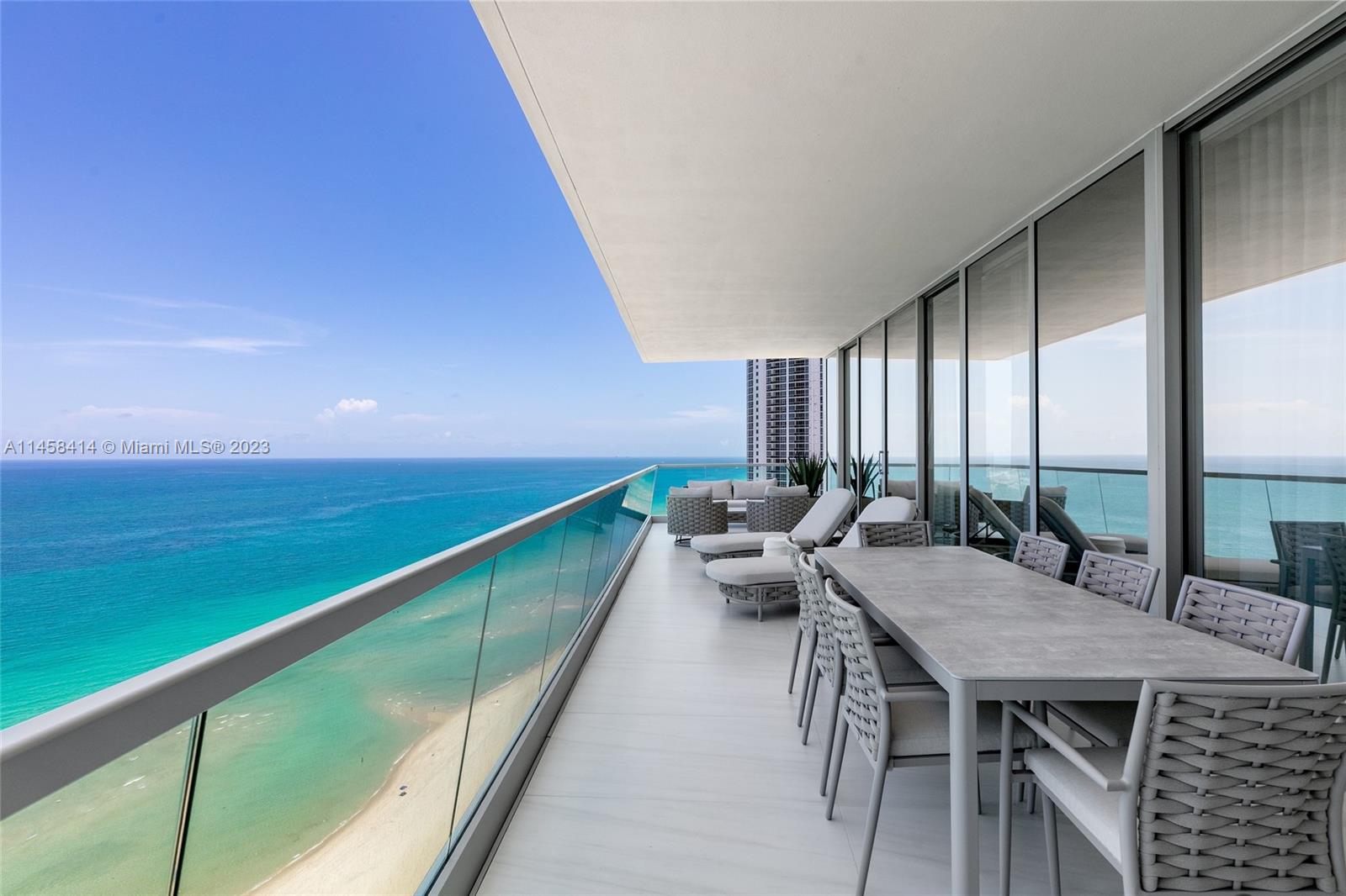 Turnberry Ocean Club - Residential