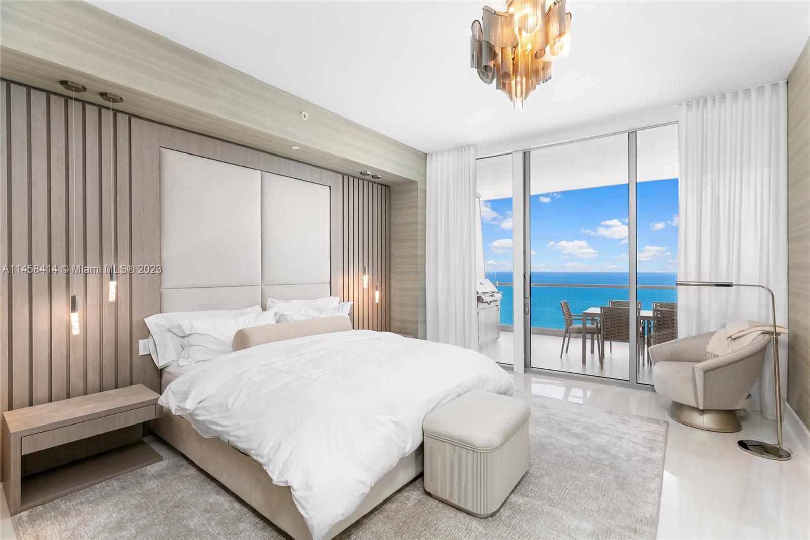 Turnberry Ocean Club - Residential