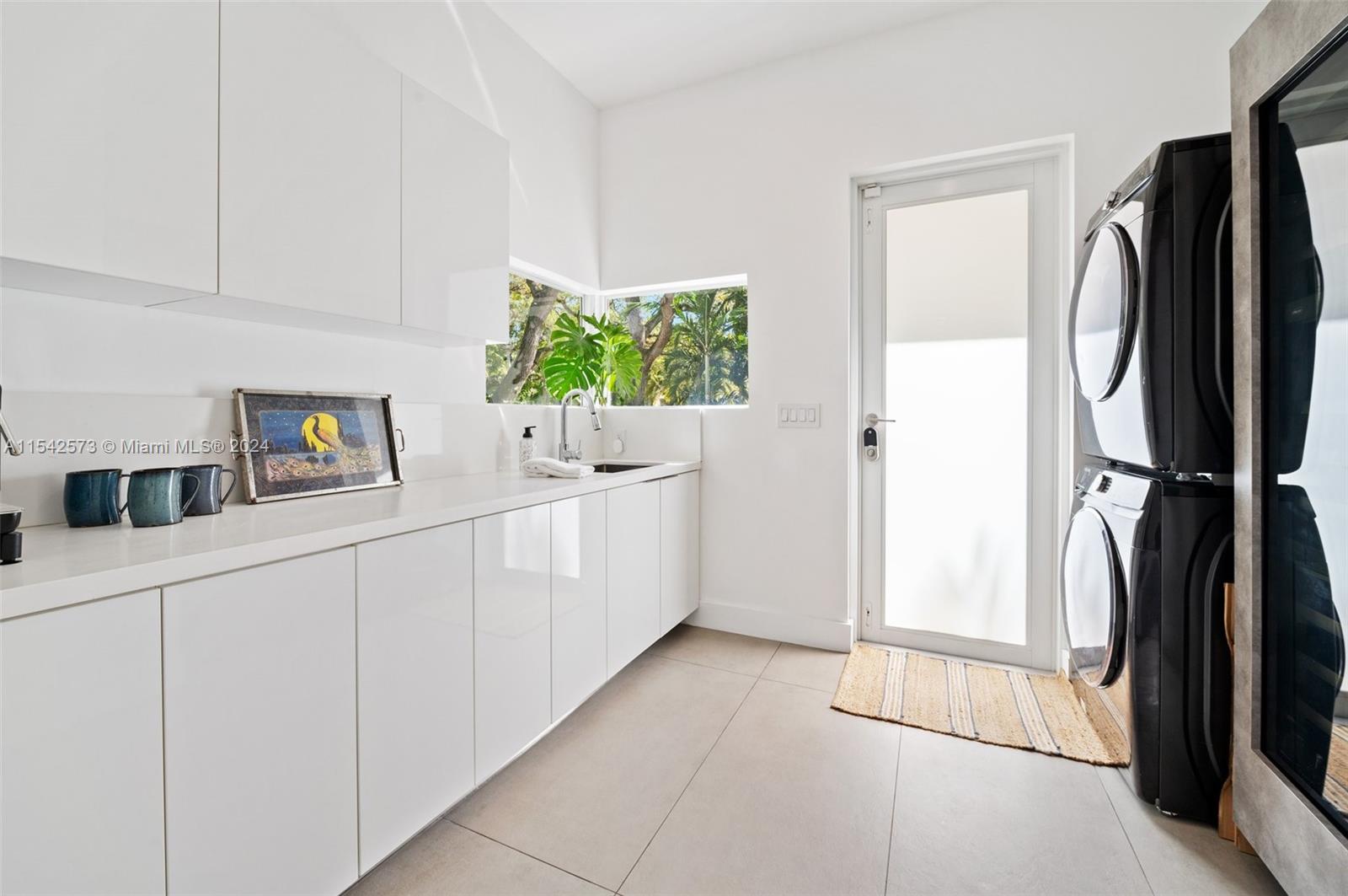 POMONA - Residential