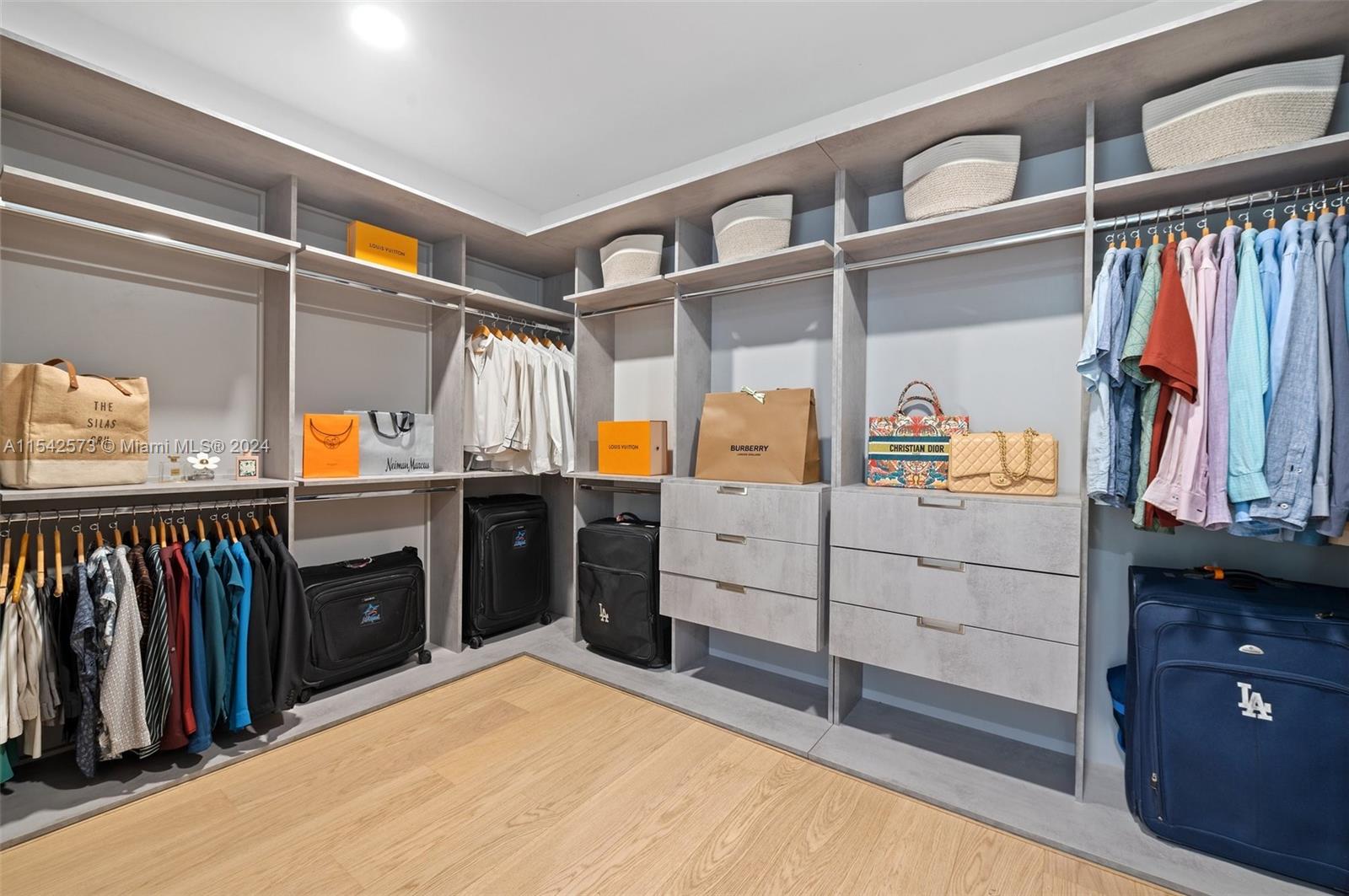 POMONA - Residential