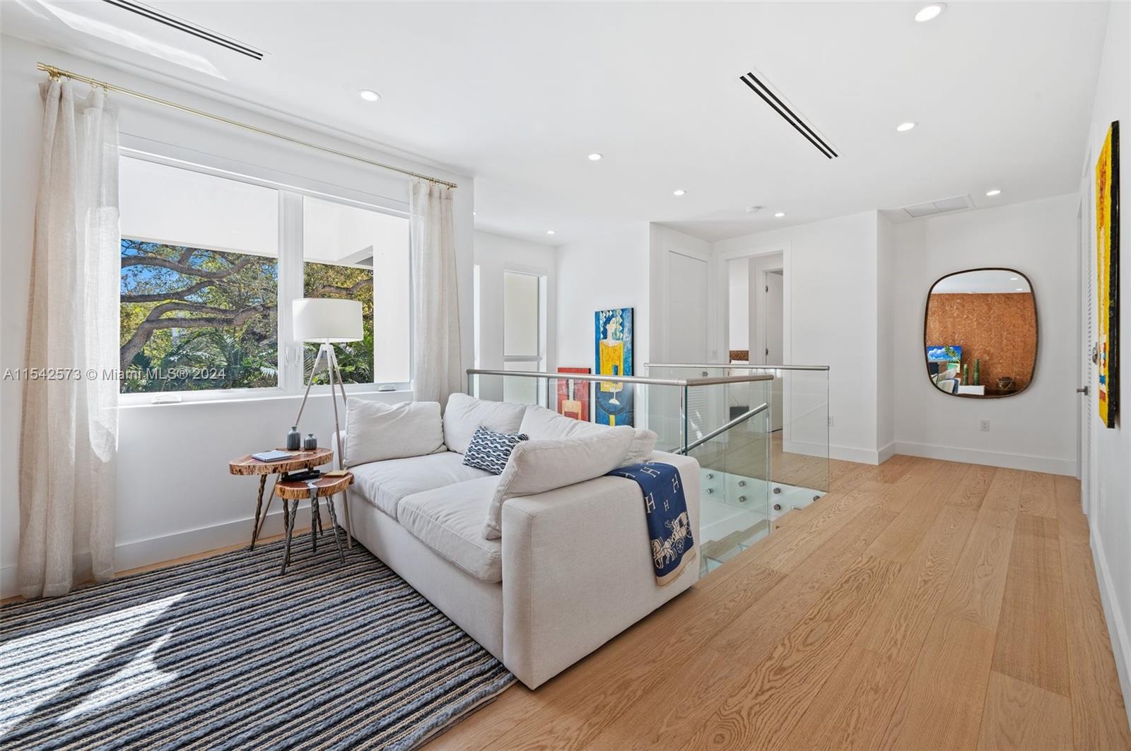 POMONA - Residential