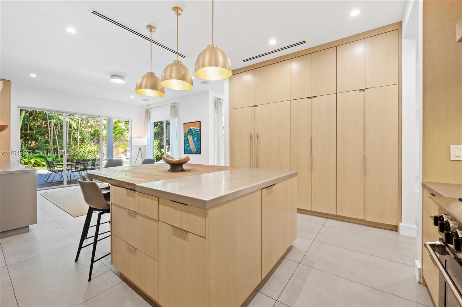 POMONA - Residential