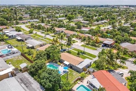 4120 NW 3rd Way Deerfield Beach FL 33064