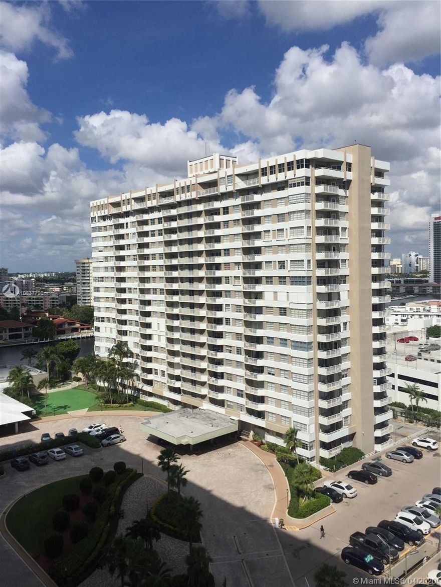 FURNISHED STUDIO APT WITH TILE FLOORS, HIGH FLOOR WITH LARGE BALCONY & BEAUTIFUL VIEW OF THE INTRACOASTAL AND OCEAN. AVAILABLE FOR ANNUAL RENT. RENT INCLUDES A/C, CABLE, WATER, 1 OPEN PARKING SPACE. COMPLEX HAS 24 HR SECURITY, 2 POOLS, ACCESS TO THE BEACH, TENNIS COURTS & BASKETBALL COURTS, FITNESS CENTER, 2 RESTAURANTS, SNACK BAR, MINI MARTS, BEAUTY SALON & COURTESY BUS. CLOSE TO SHOPS, RESTAURANTS AND AIRPORTS. TENANT TO PAY 1ST MONTH & SECURITY TO OWNER, 1 MONTH SECURITY TO ASSOCIATION. $100 SCREENING FEE. . &#xD;&#xA;LANDLORD WANTS TO SEE CREDIT REPORT, BACKGROUND CHECK AND PROOF OF INCOME BEFORE SIGNING LEASE.
