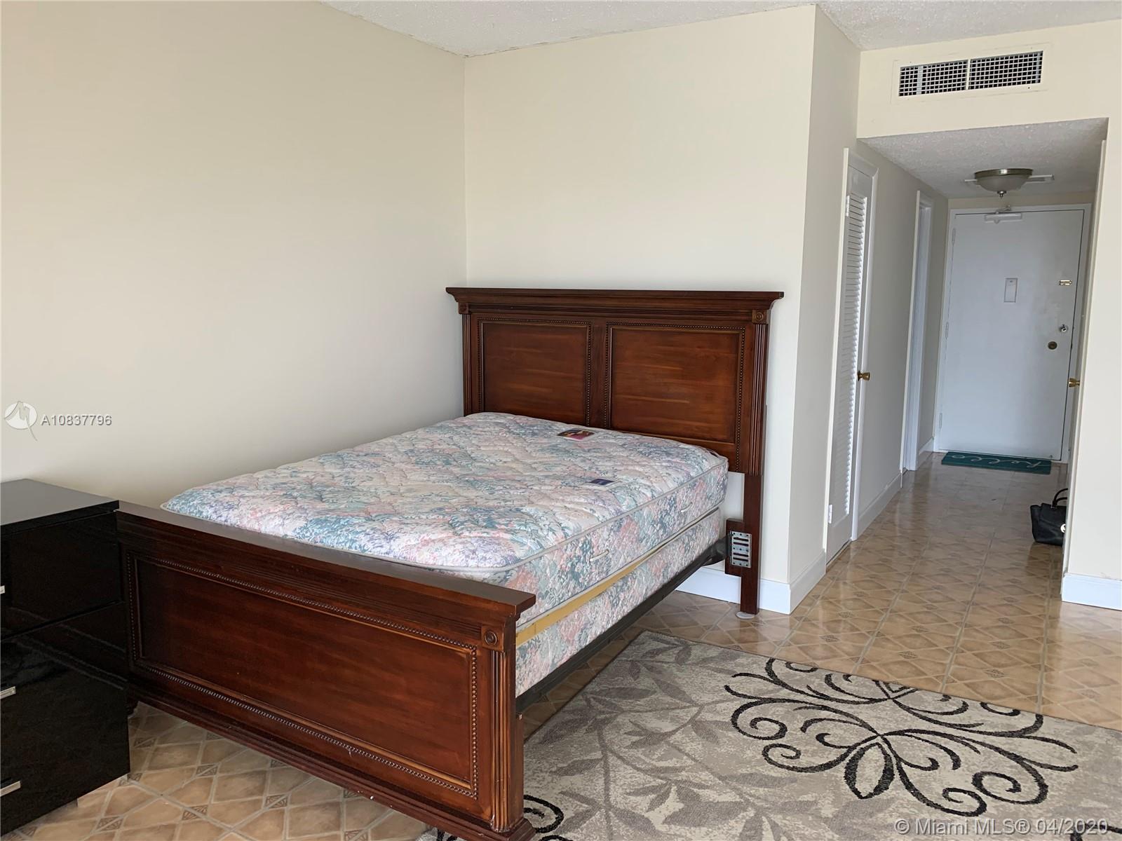 HEMISPHERES CONDO - Residential Lease
