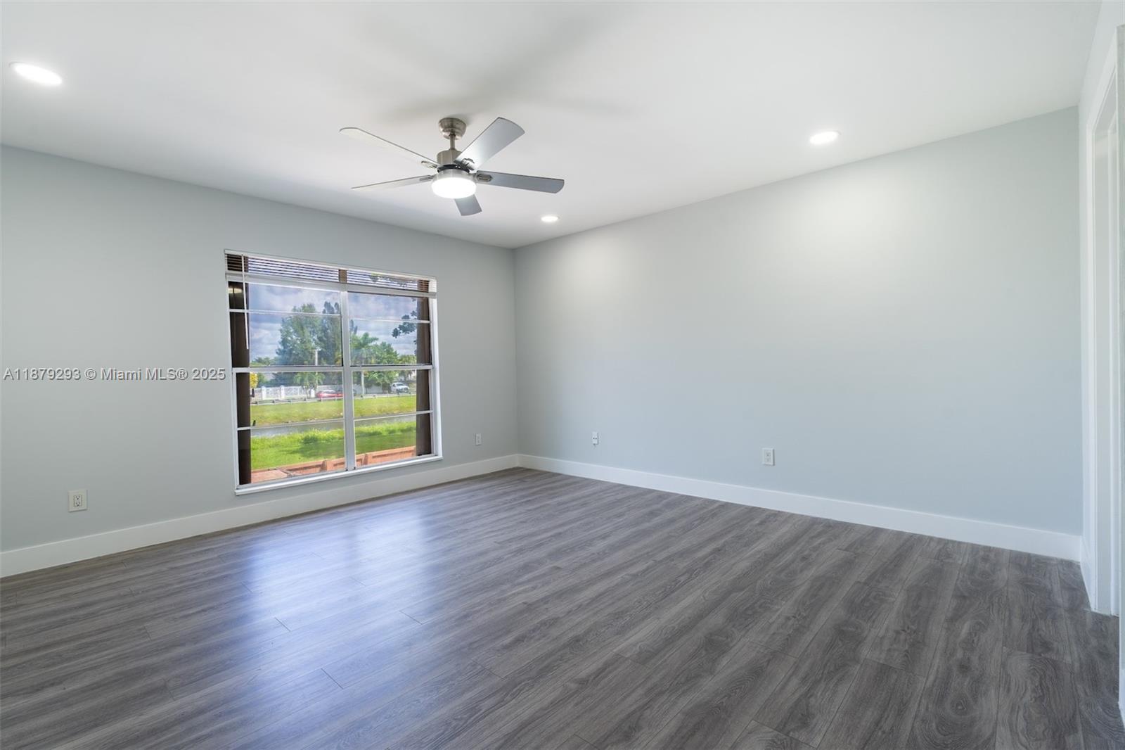 SNAPPER VILLAGE CONDO PHA - Residential