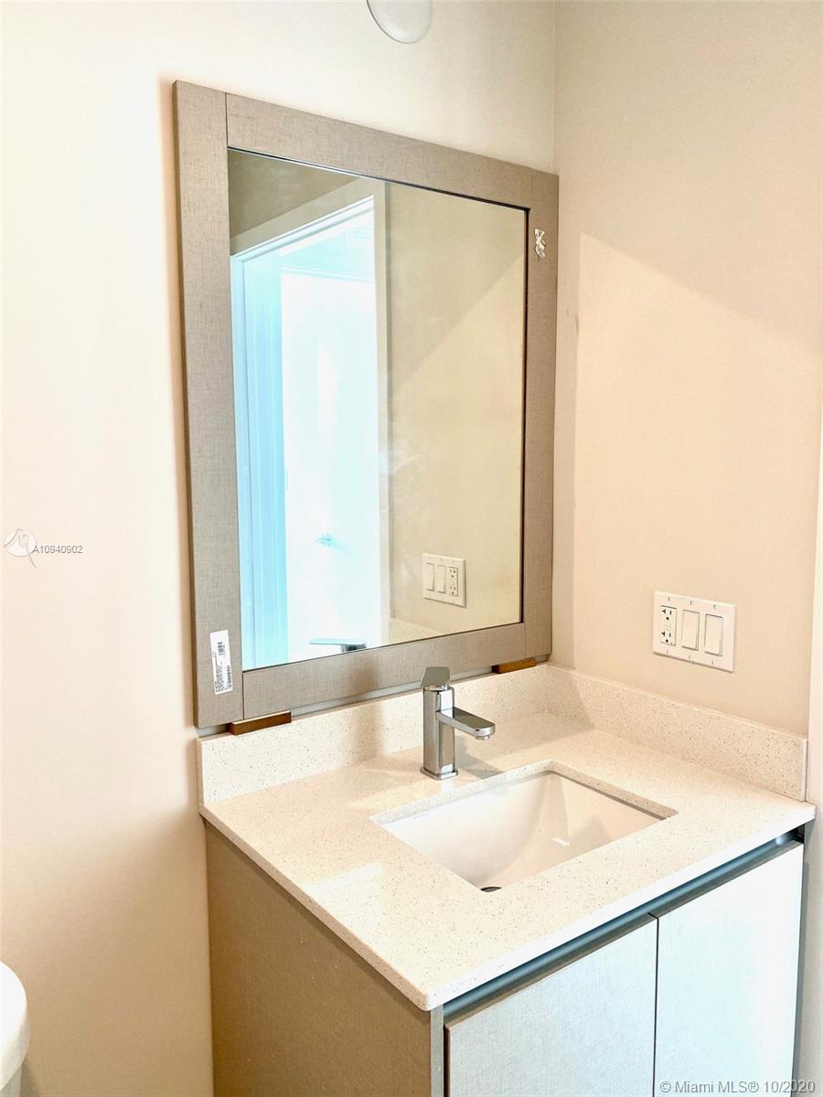 AVENTURA VILLAGE - Residential Lease