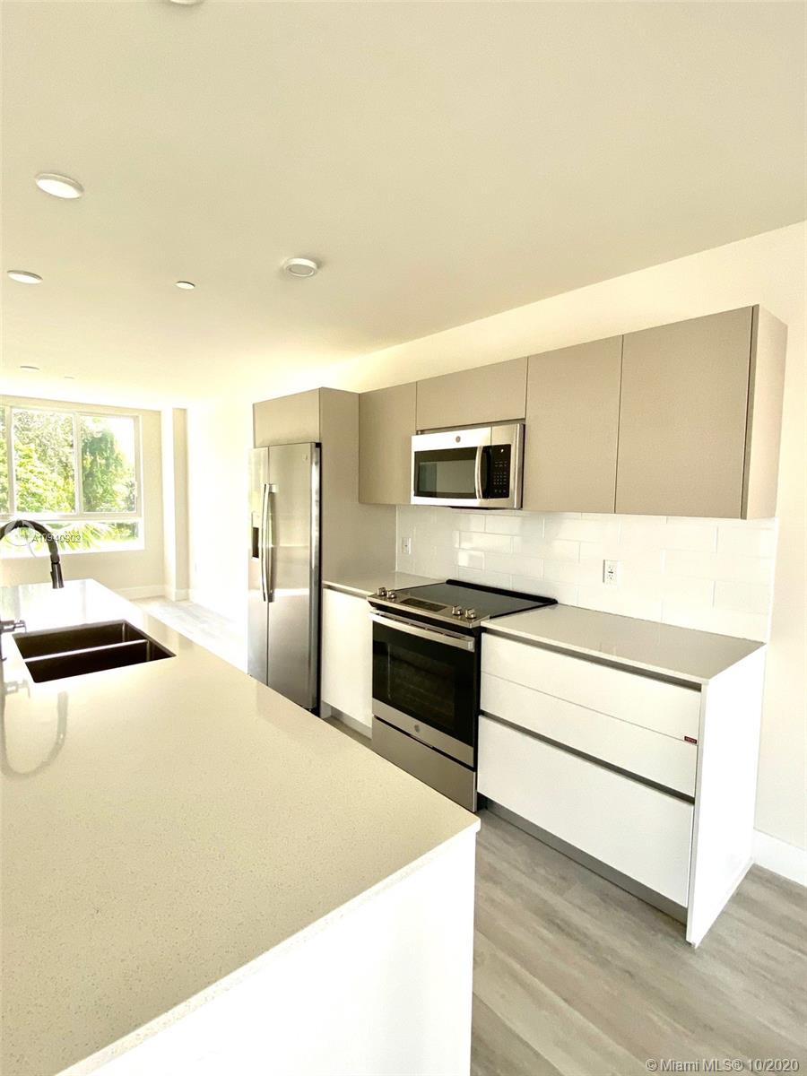 AVENTURA VILLAGE - Residential Lease