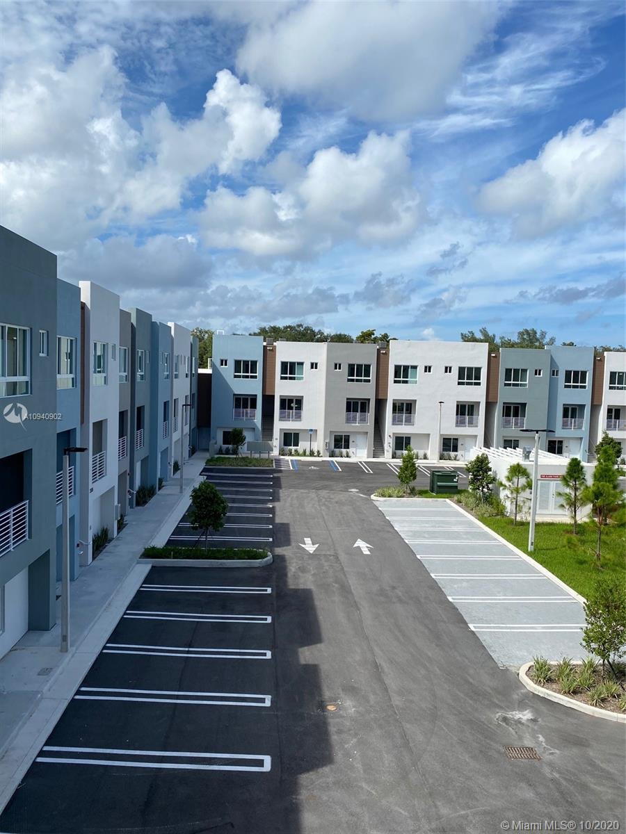 AVENTURA VILLAGE - Residential Lease