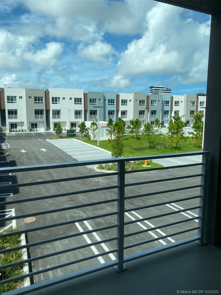 AVENTURA VILLAGE - Residential Lease