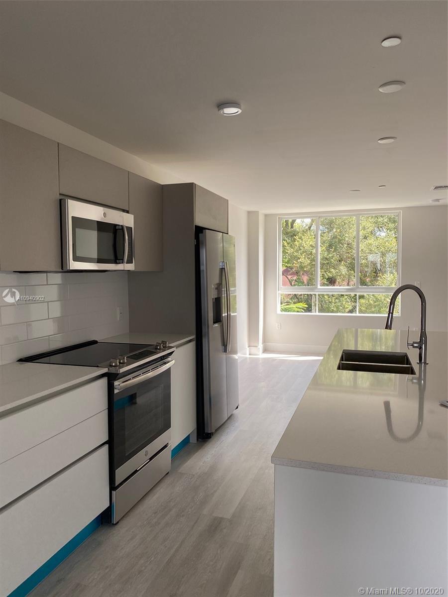 AVENTURA VILLAGE - Residential Lease