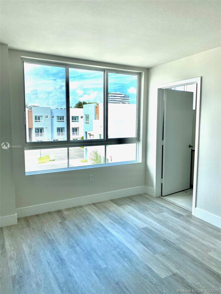 AVENTURA VILLAGE - Residential Lease