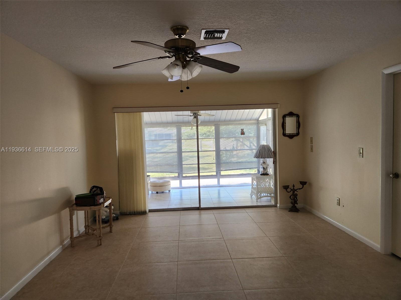 THE GROVE CONDOMINIUM SEC - Residential