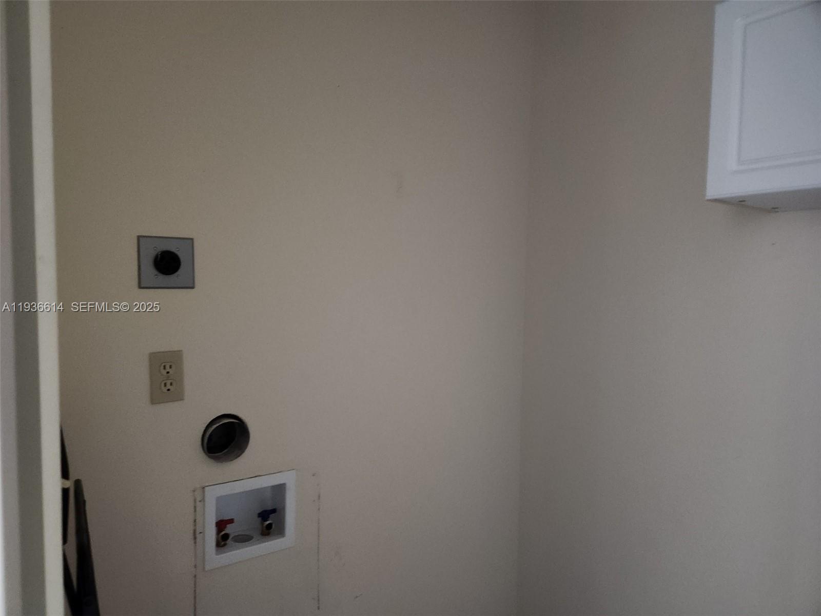 THE GROVE CONDOMINIUM SEC - Residential