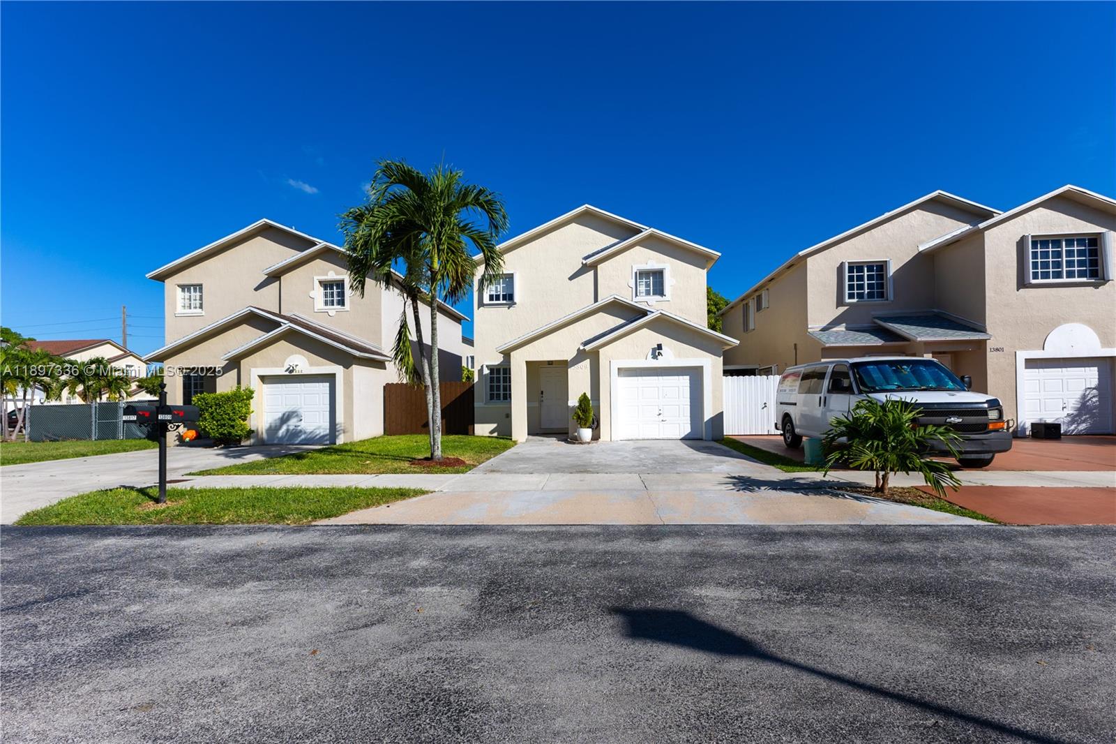 MONACO DREAM HOMES - Residential