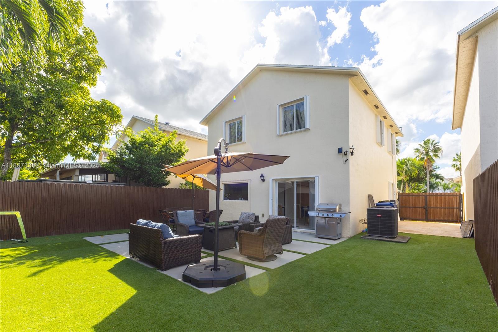 MONACO DREAM HOMES - Residential