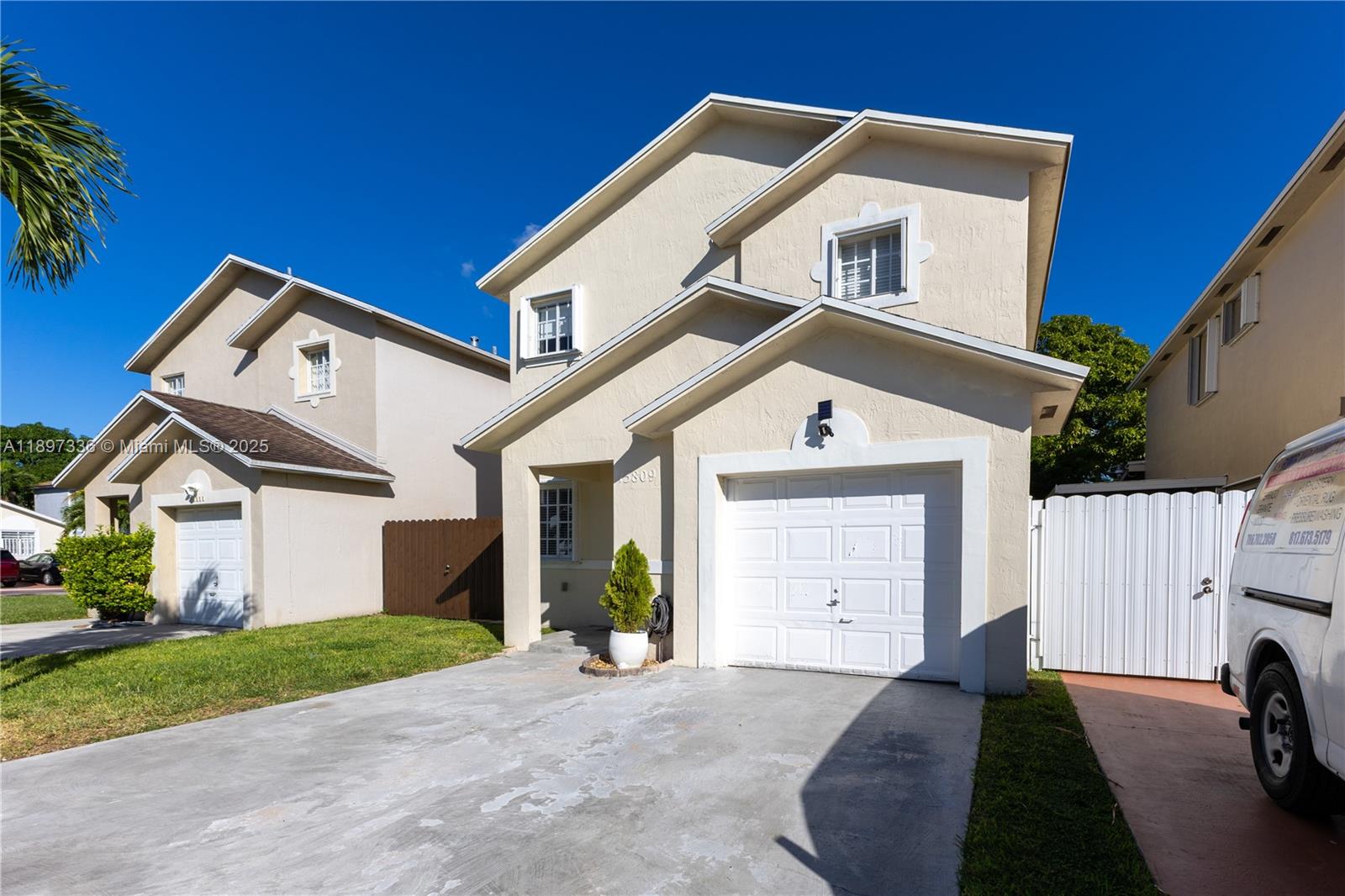 MONACO DREAM HOMES - Residential