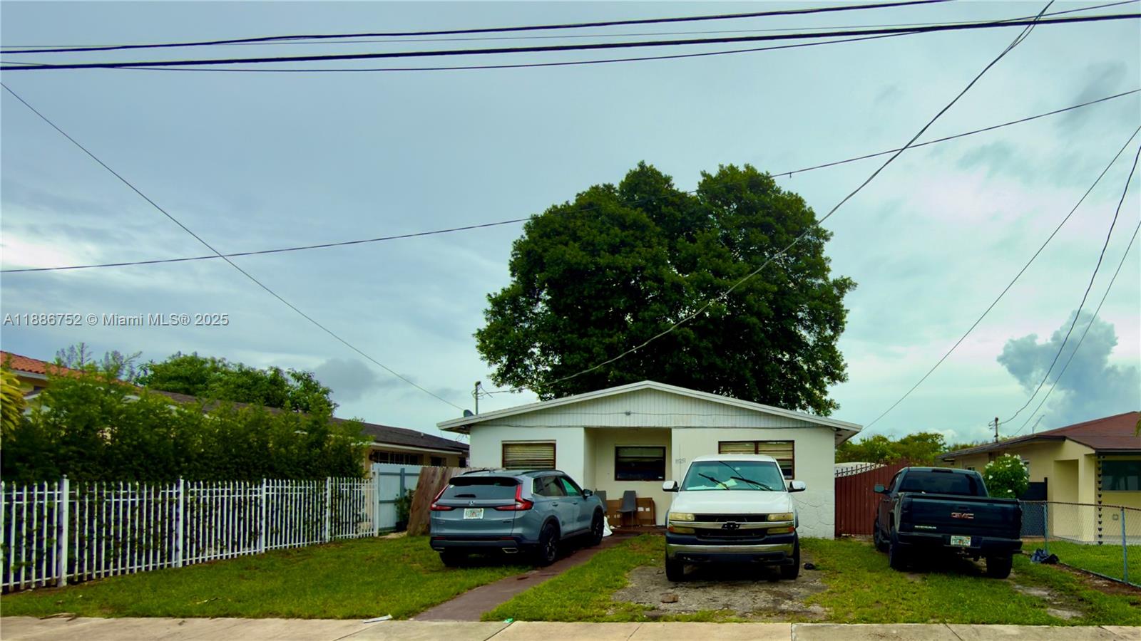 RAINBOW GARDENS - Residential