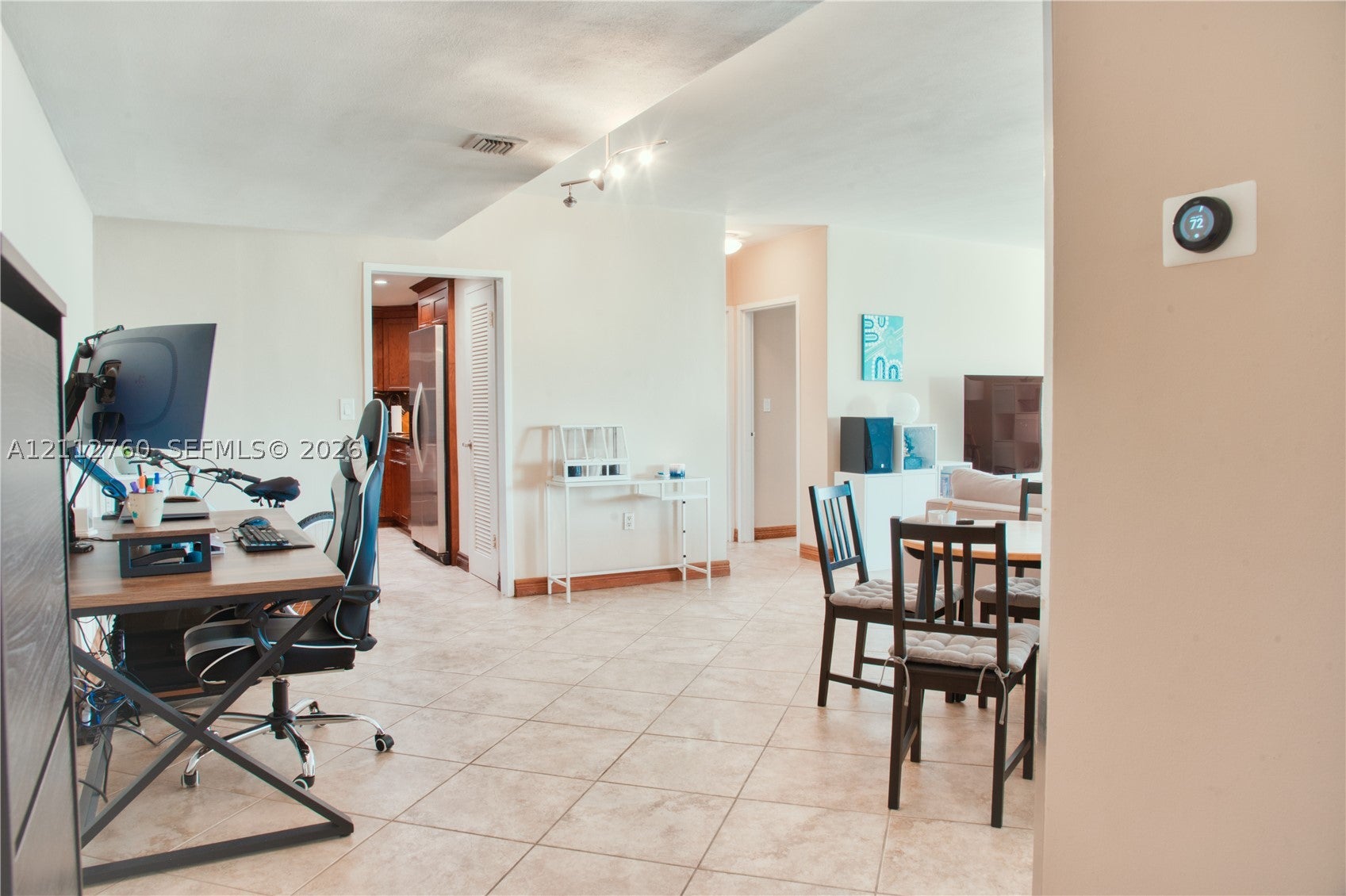 5825 Collins Ave 11H