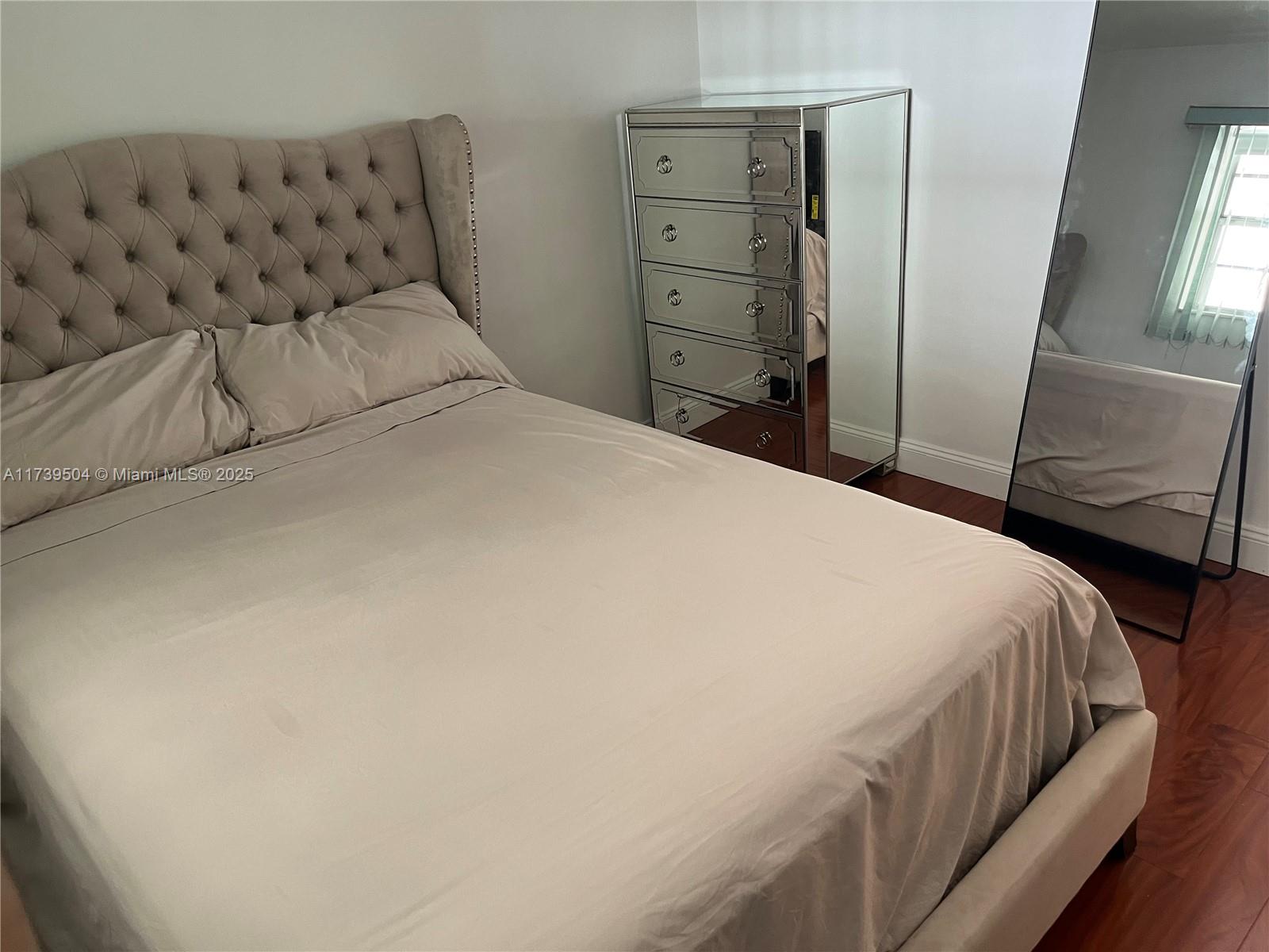 ISLE OF PARADISE CO-OP - Residential Lease