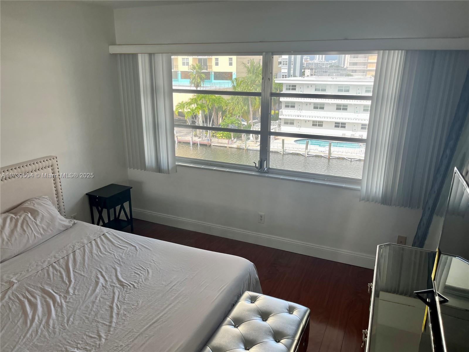 ISLE OF PARADISE CO-OP - Residential Lease