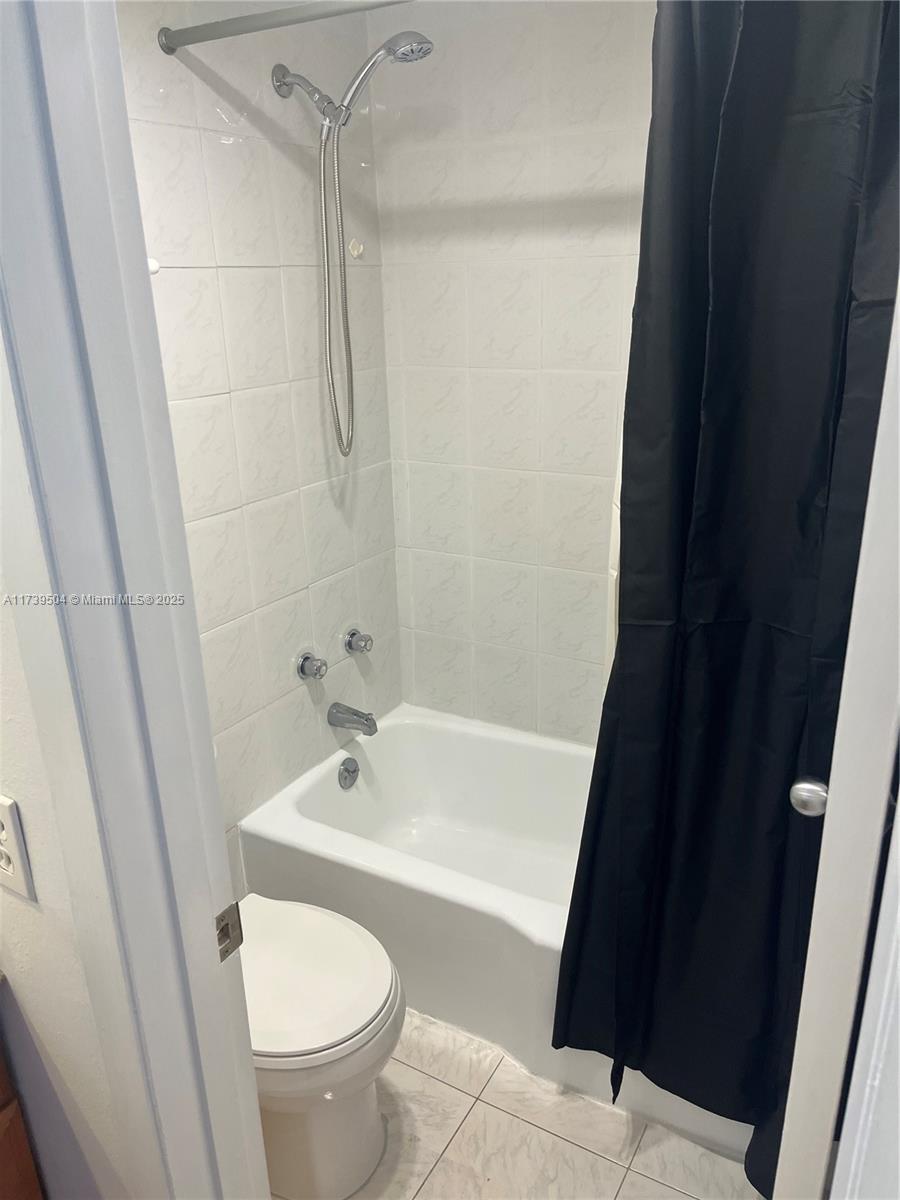 ISLE OF PARADISE CO-OP - Residential Lease