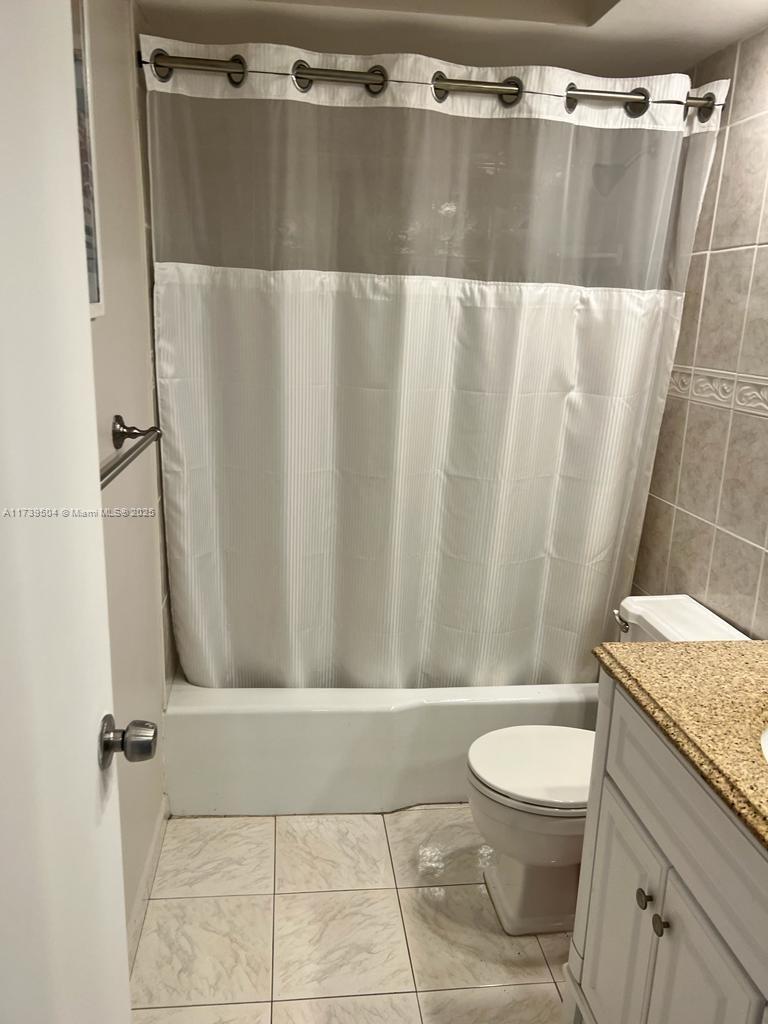 ISLE OF PARADISE CO-OP - Residential Lease