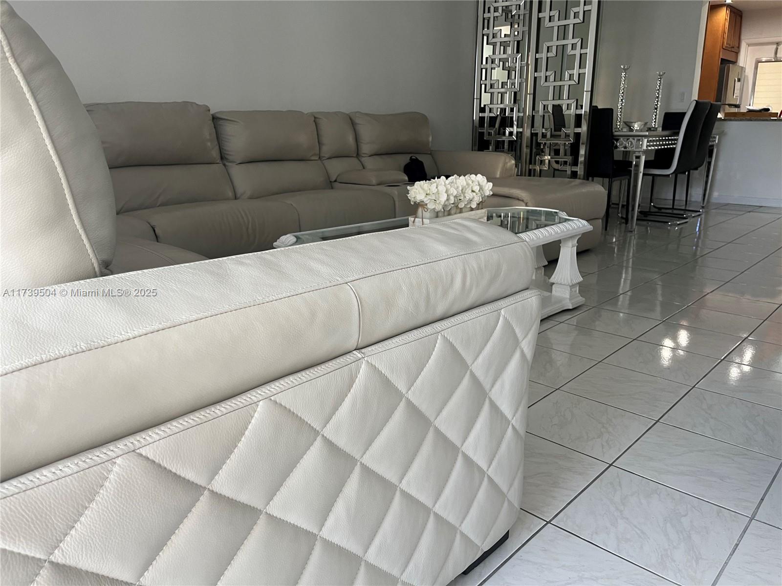 ISLE OF PARADISE CO-OP - Residential Lease