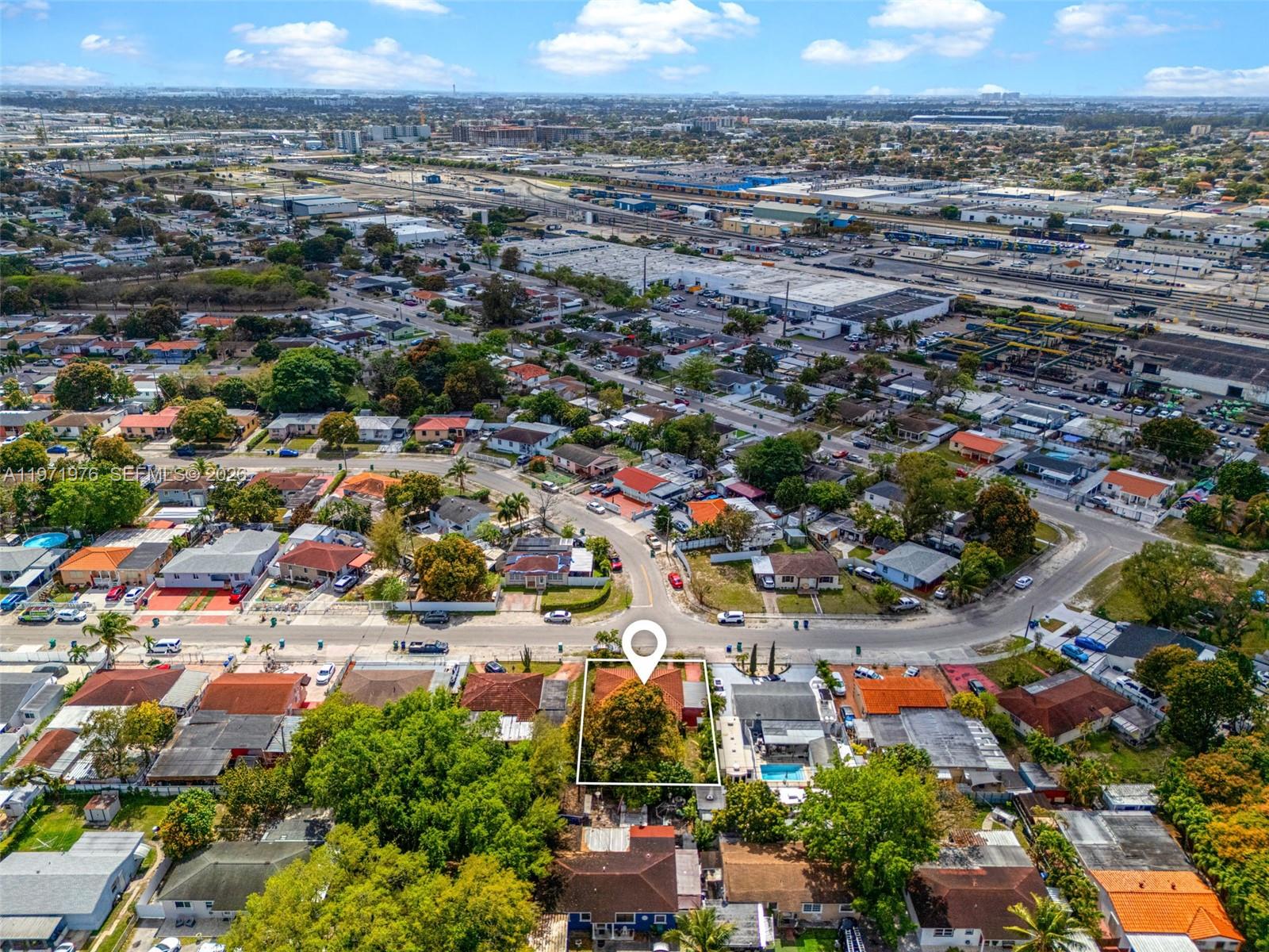 BROADMOOR MANOR - Residential