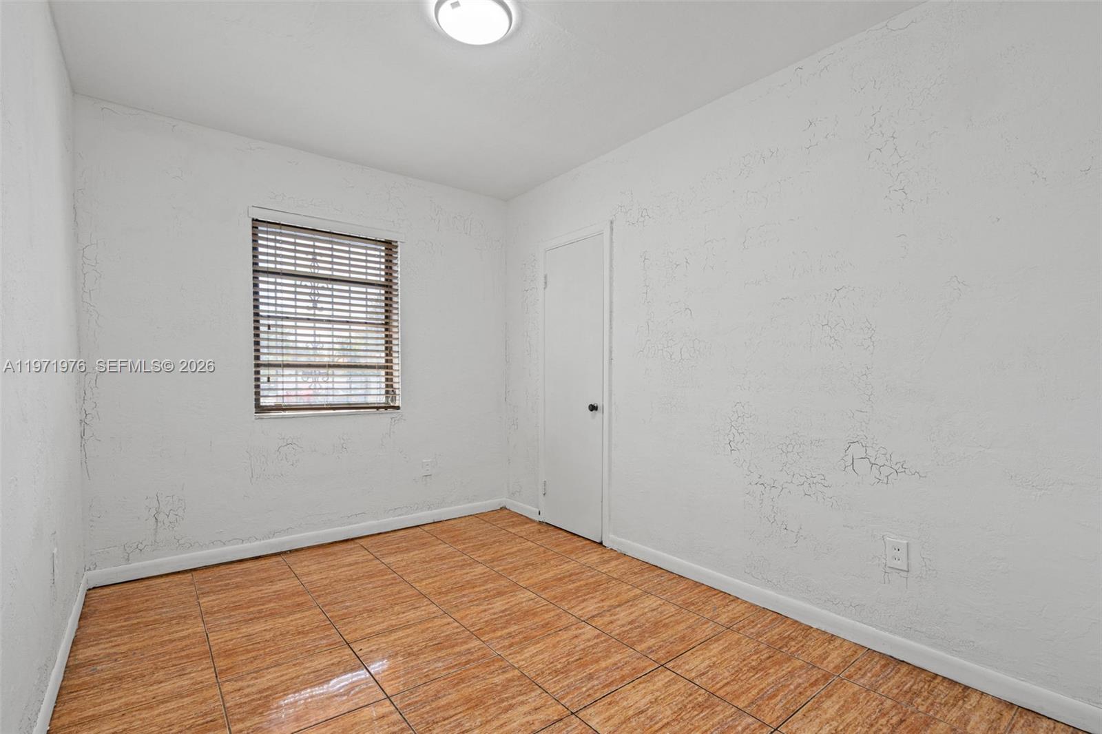 BROADMOOR MANOR - Residential