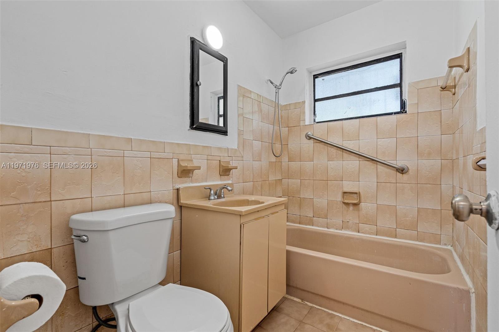 BROADMOOR MANOR - Residential