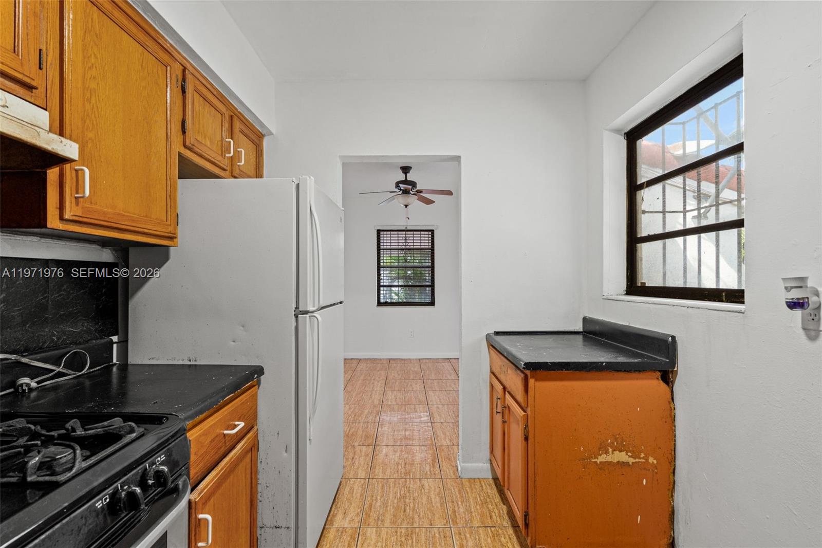 BROADMOOR MANOR - Residential