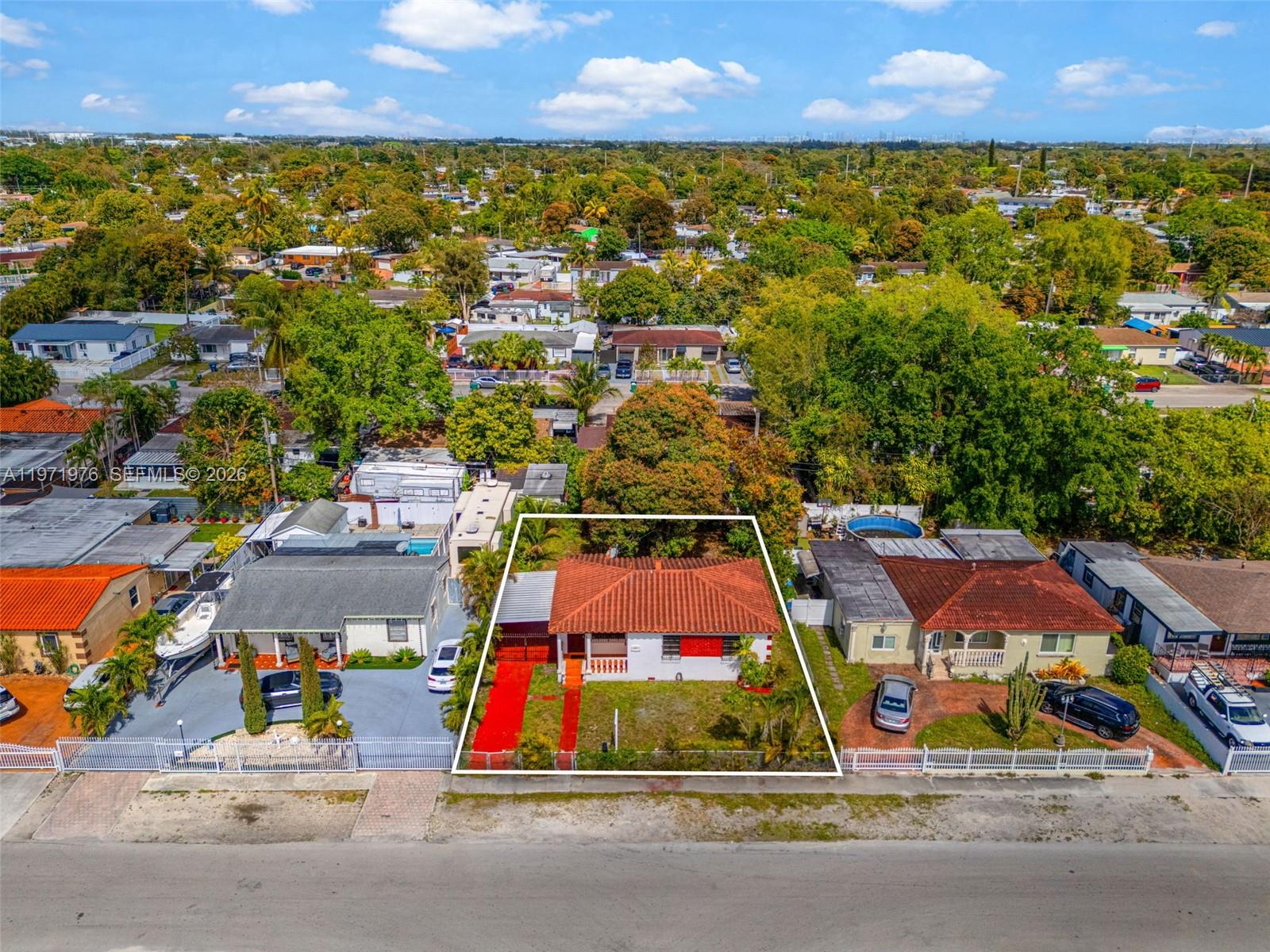 BROADMOOR MANOR - Residential