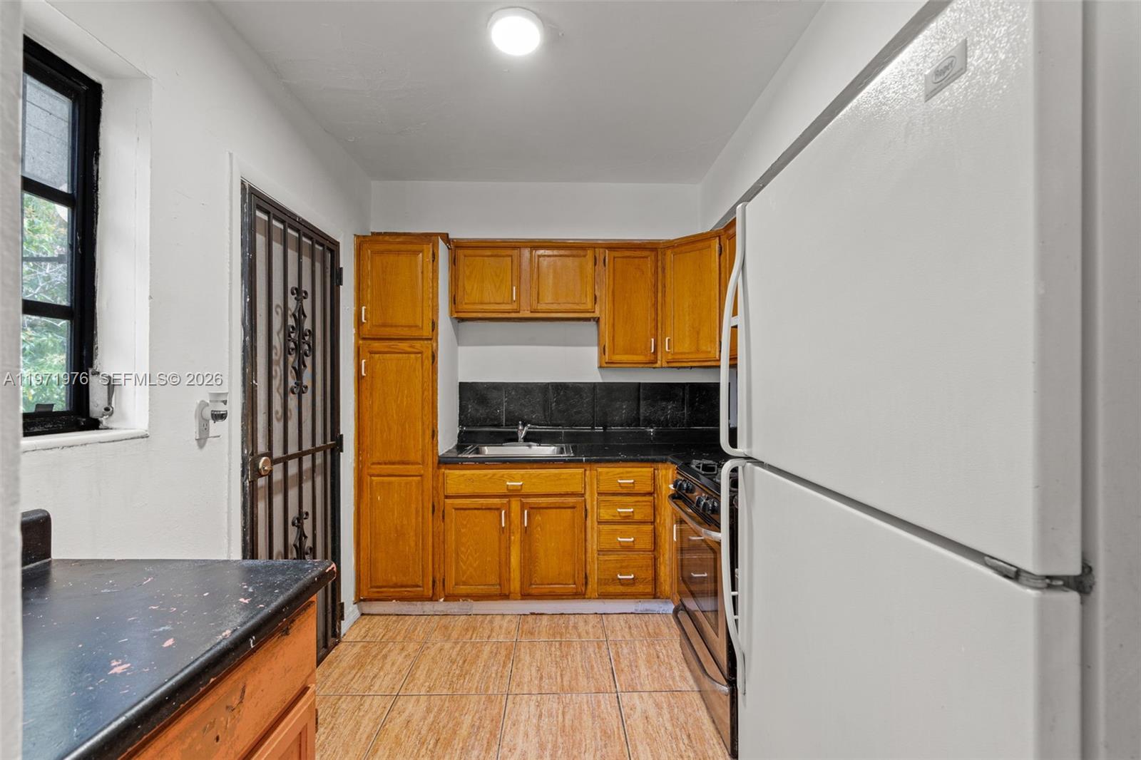 BROADMOOR MANOR - Residential