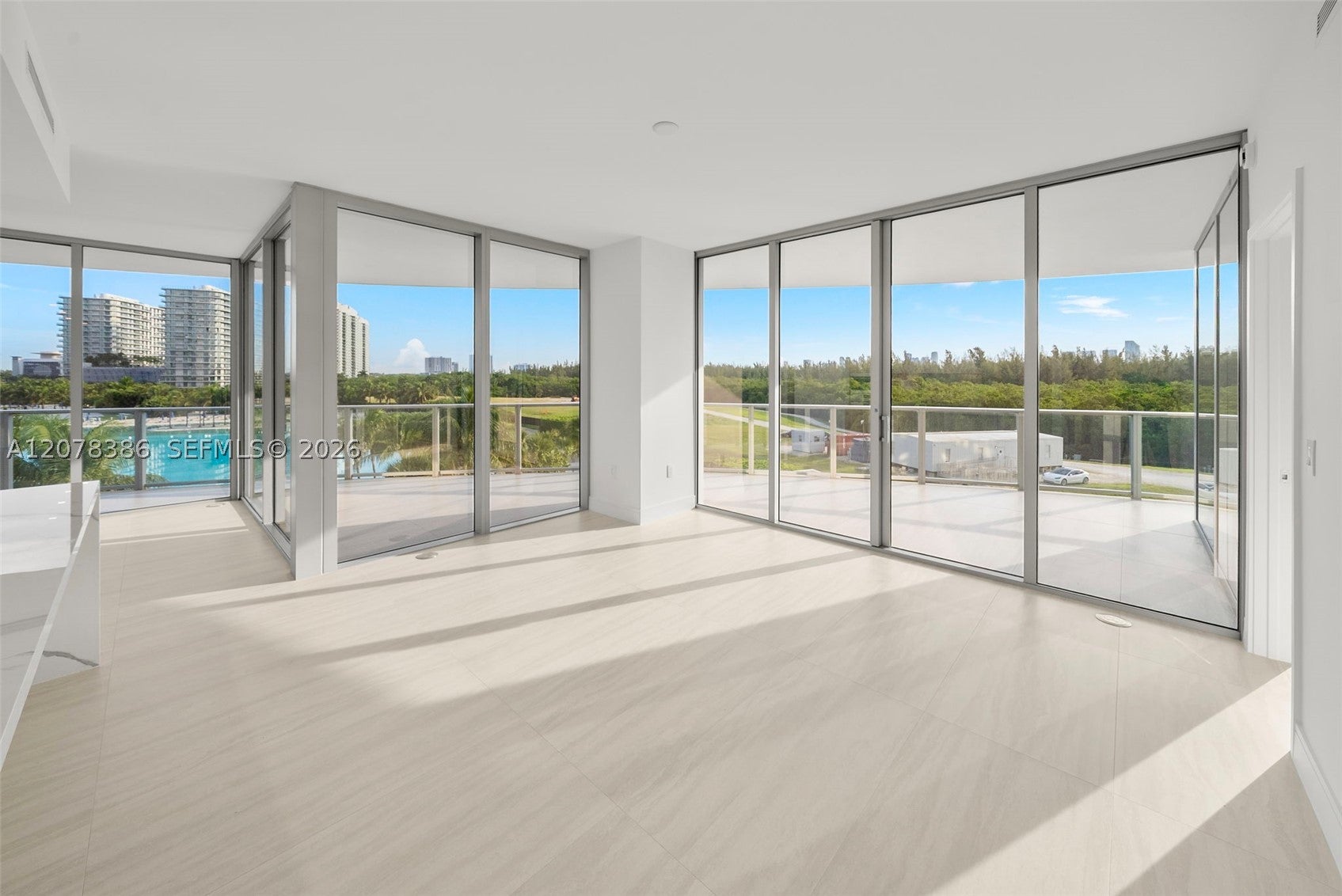 2411 Laguna Cir 311