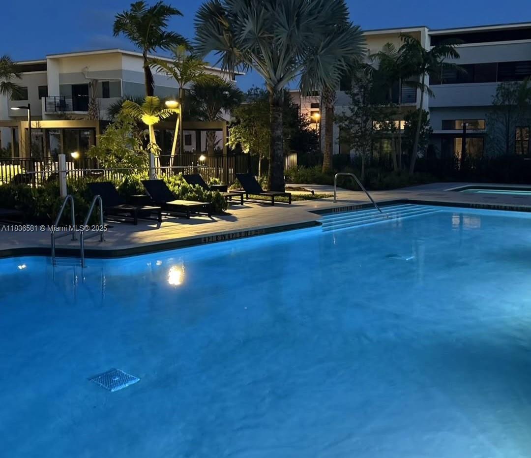 4400 Sunrise Blvd L2-A