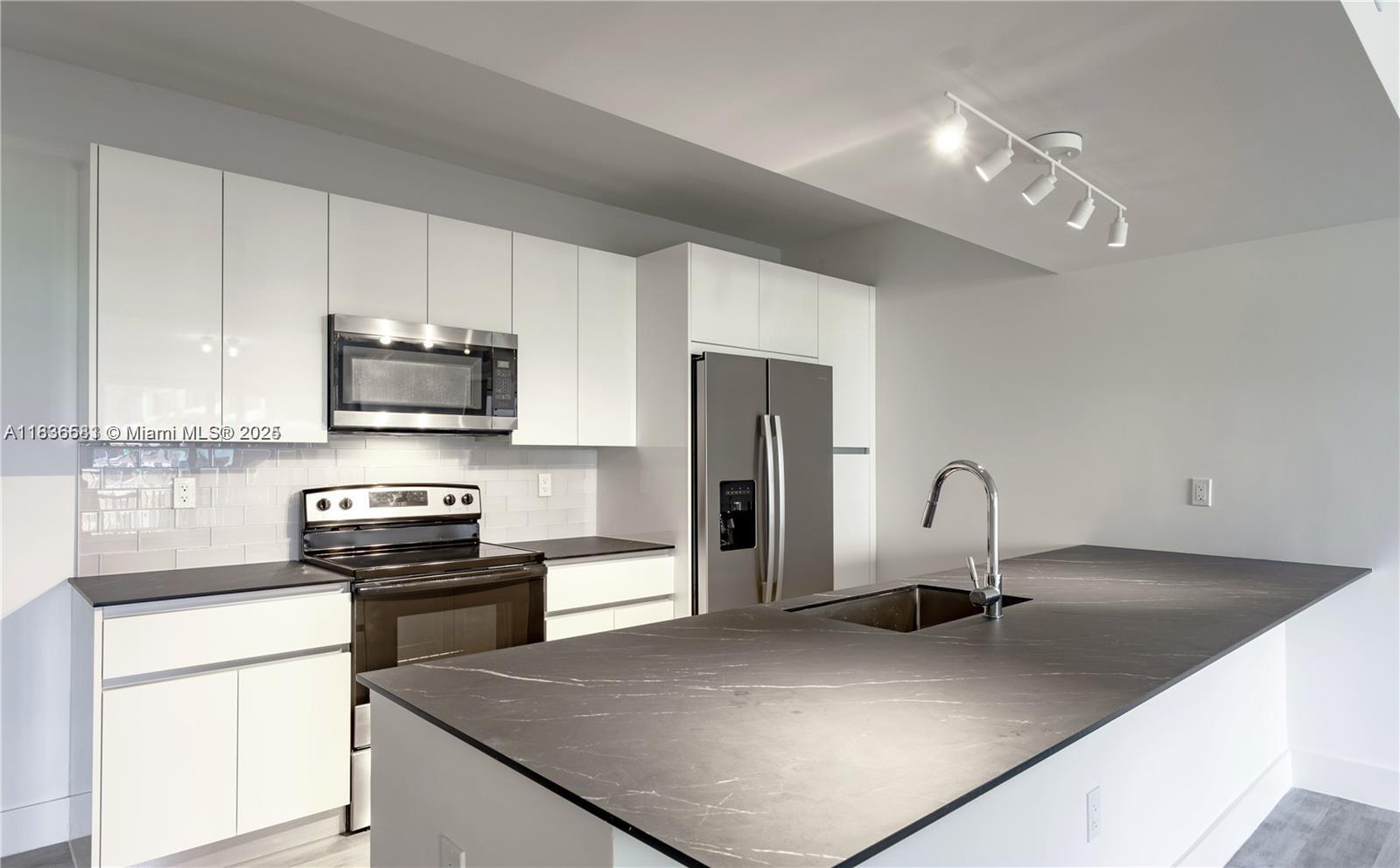 Pixl - Residential Lease