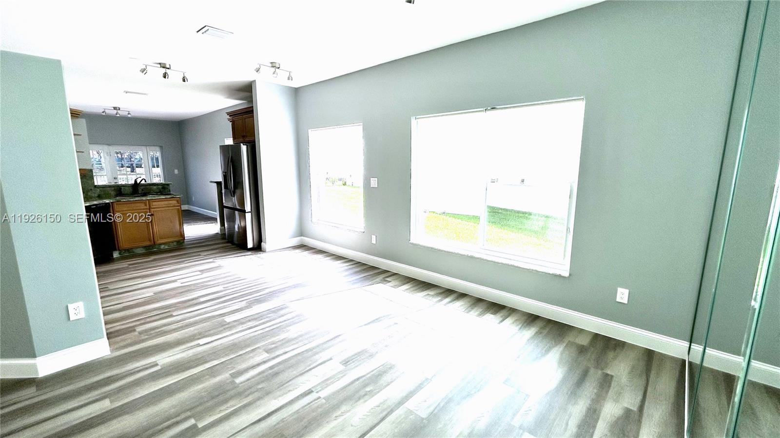 LAKES OF WESTERN PINES RE - Residential Lease