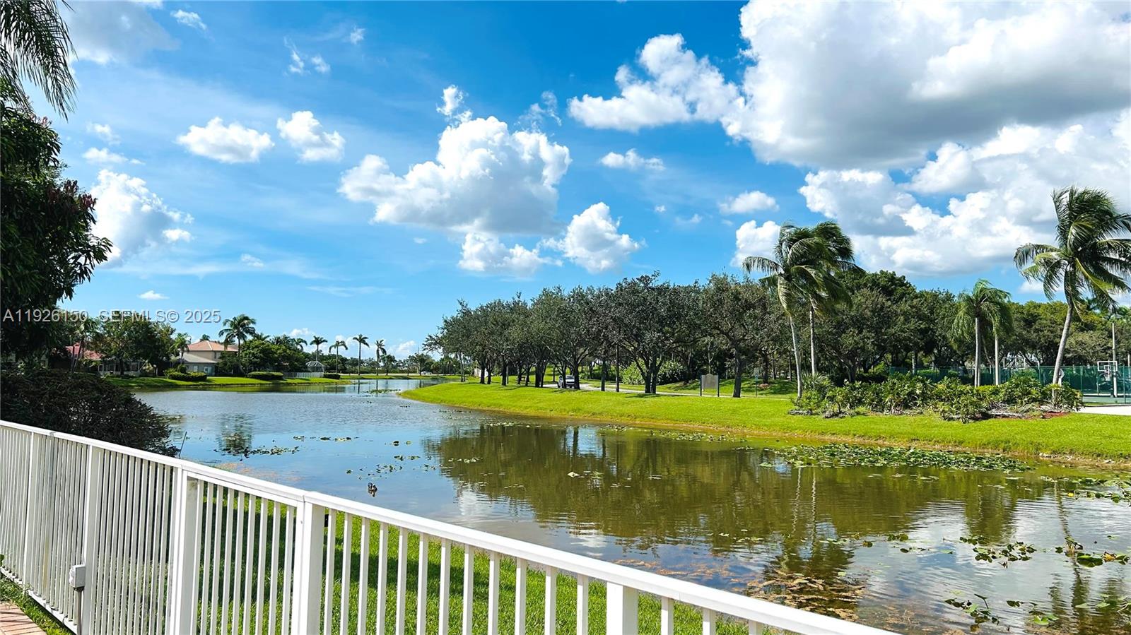 LAKES OF WESTERN PINES RE - Residential Lease