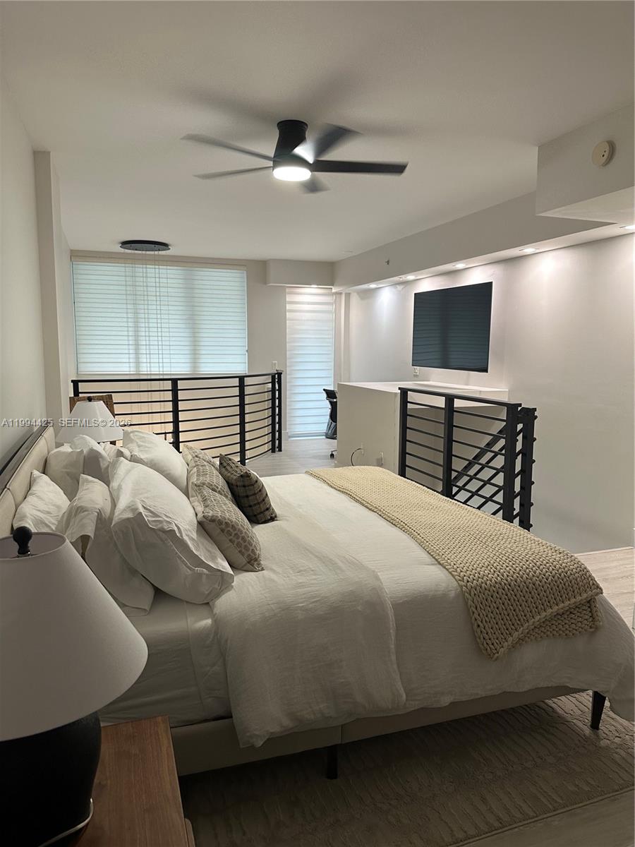 LOFTS AT MAYFAIR CONDO - Residential Lease