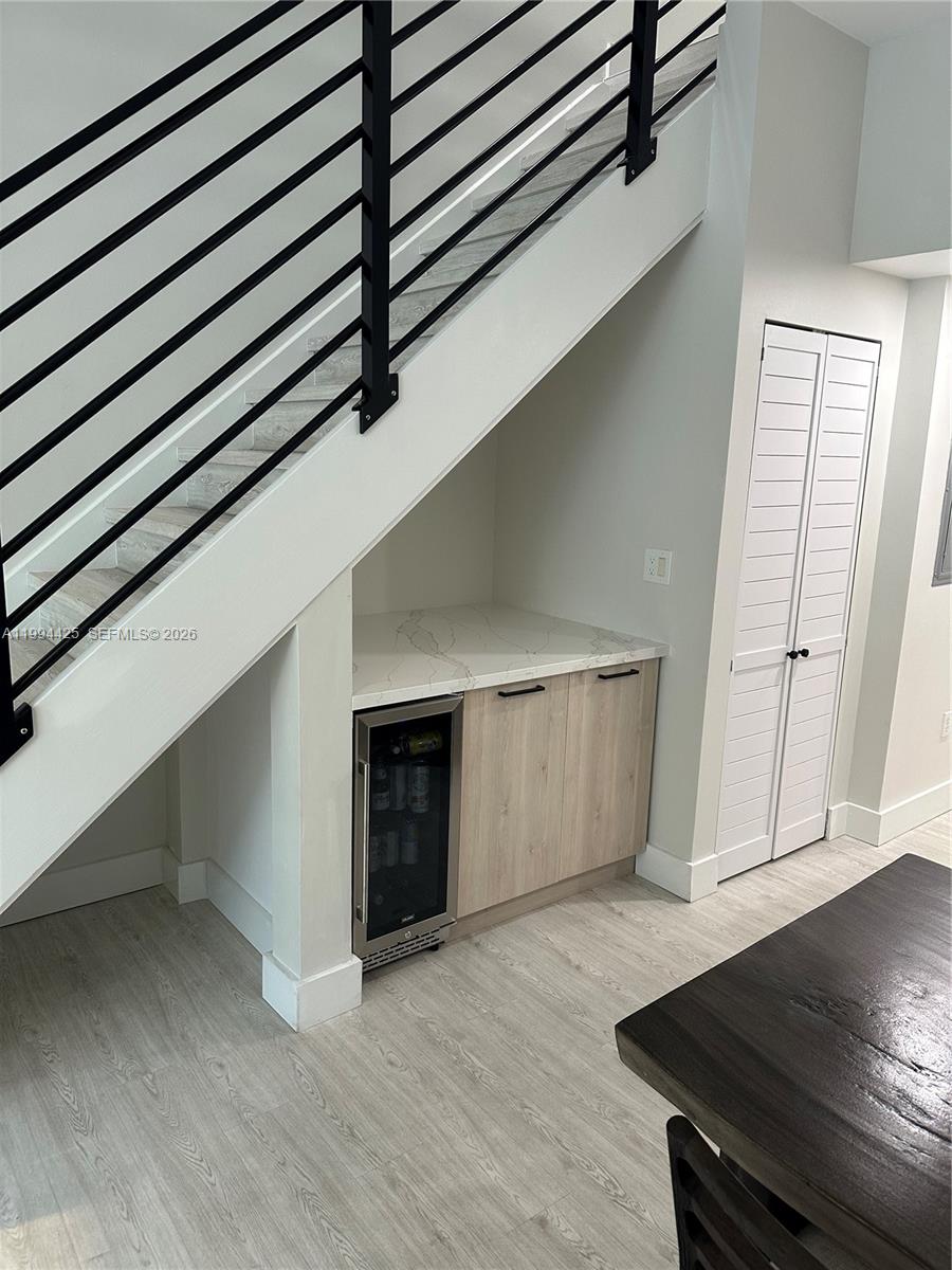 LOFTS AT MAYFAIR CONDO - Residential Lease