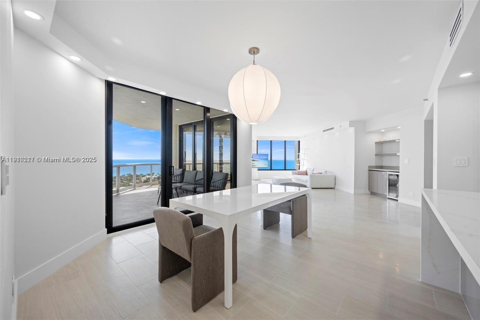 TERRACES NORTH TURNBERRY - Residential