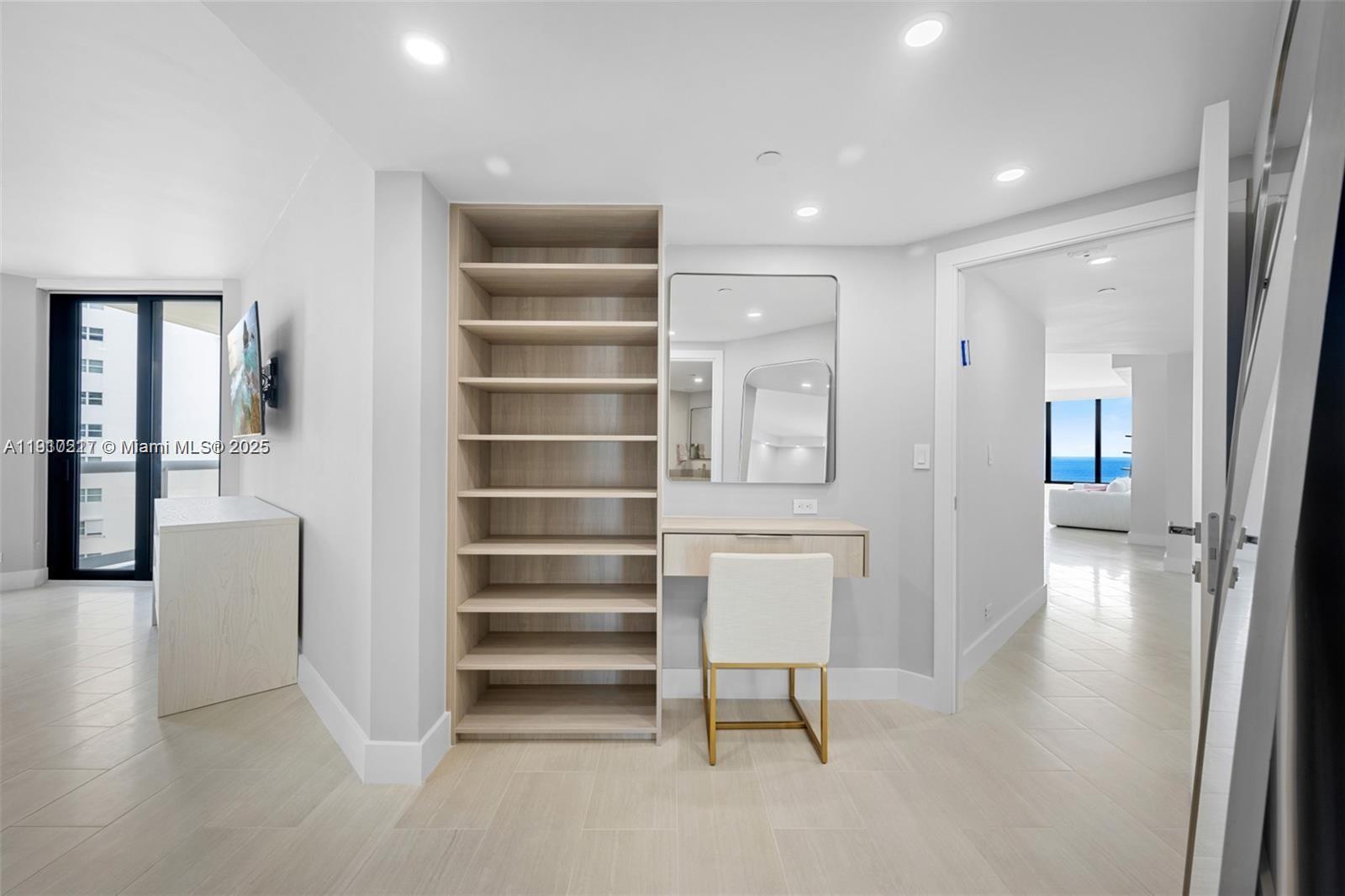 TERRACES NORTH TURNBERRY - Residential